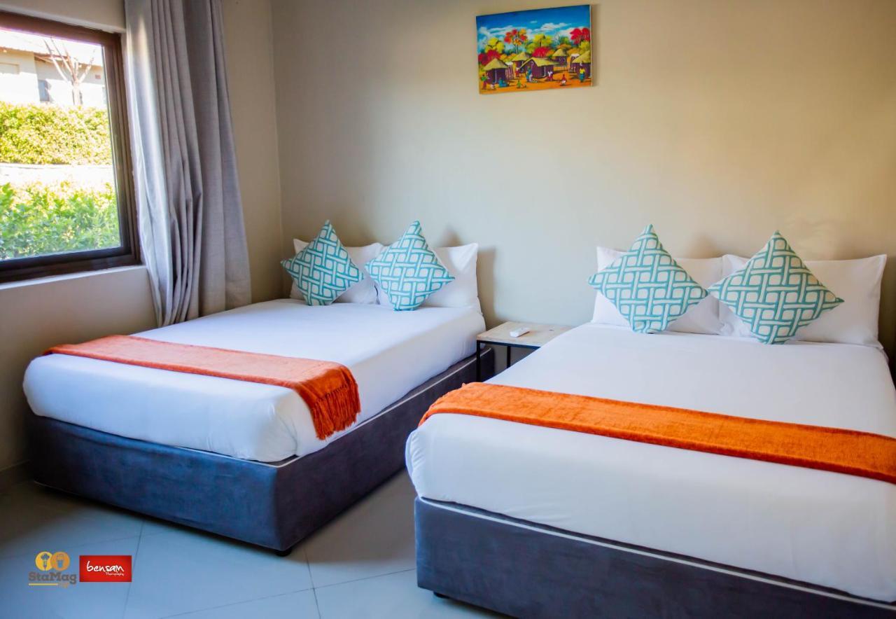 Douglas Lodge & Apartments Lilongwe Exteriör bild